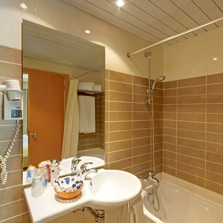 Tryp By Wyndham Centro Hotel