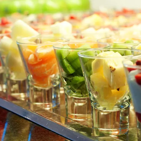 Hotel Tryp By Wyndham Centro 3*