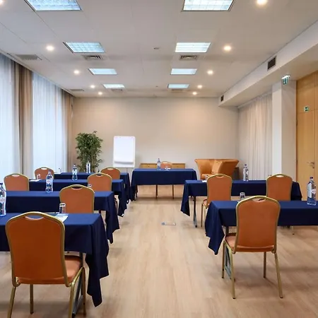 Tryp By Wyndham Centro Hotel