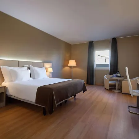Tryp By Wyndham Centro 3*
