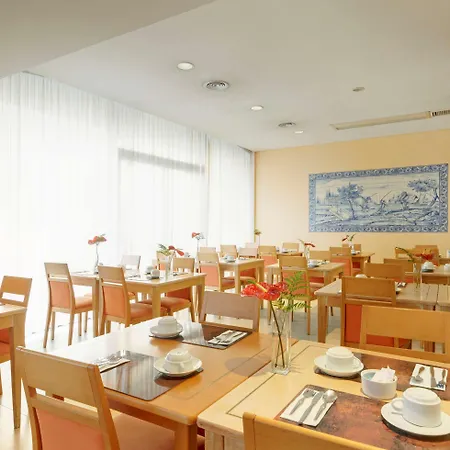 Tryp By Wyndham Centro Hotel